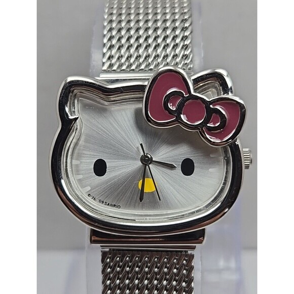 Sanrio Hello Kitty Women Watch Silver Mesh Band Quartz New Battery Pink Bow 31mm - Picture 4 of 10